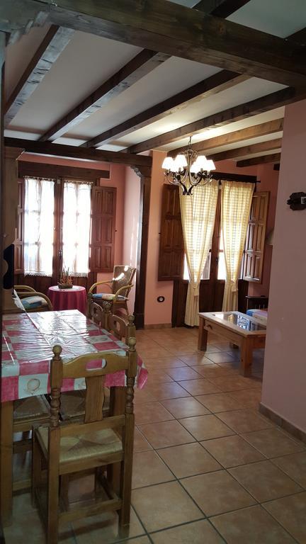 Apartamentos Rurales Tauro カベズエラデルバレ エクステリア 写真